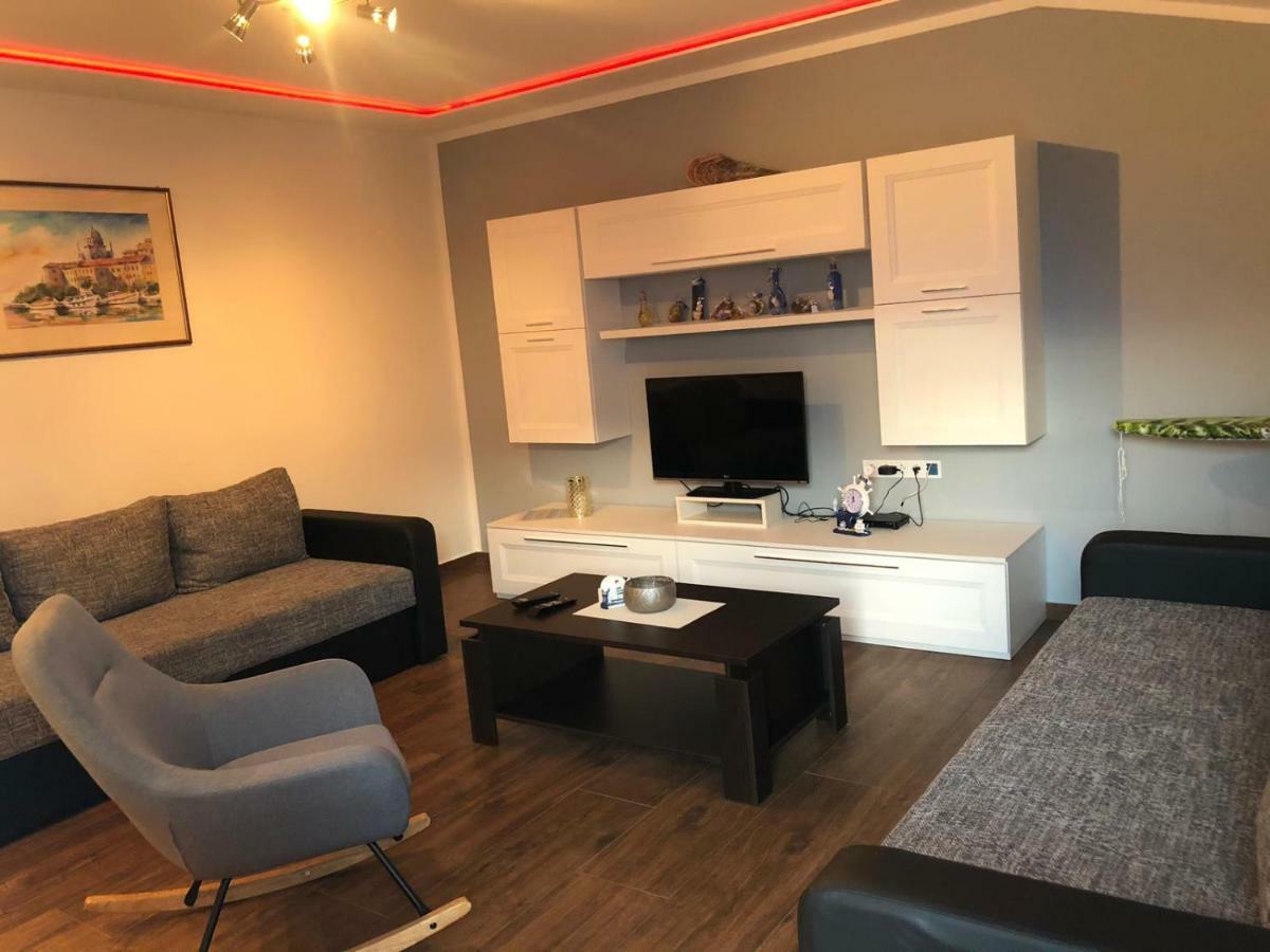 Apartment Jopa Sibenik Ngoại thất bức ảnh