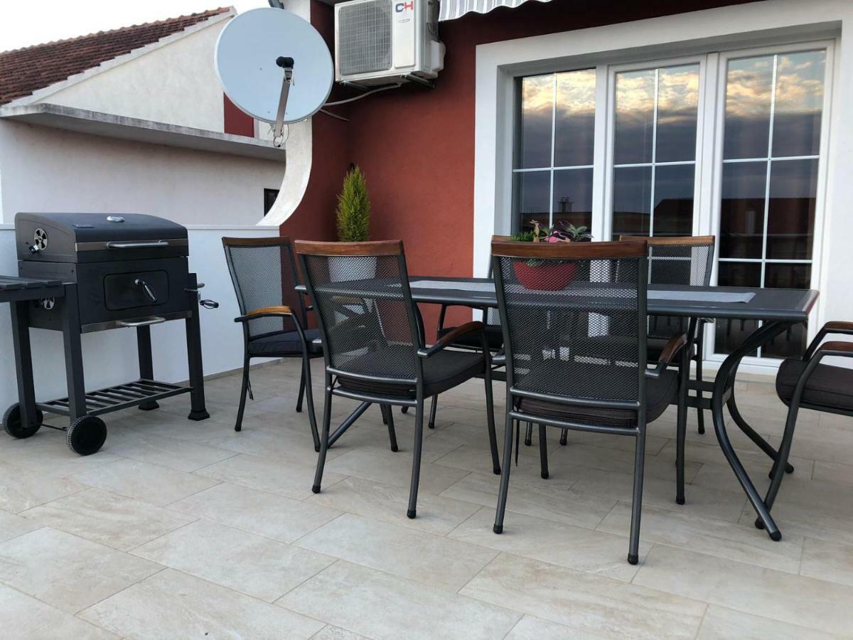 Apartment Jopa Sibenik Ngoại thất bức ảnh